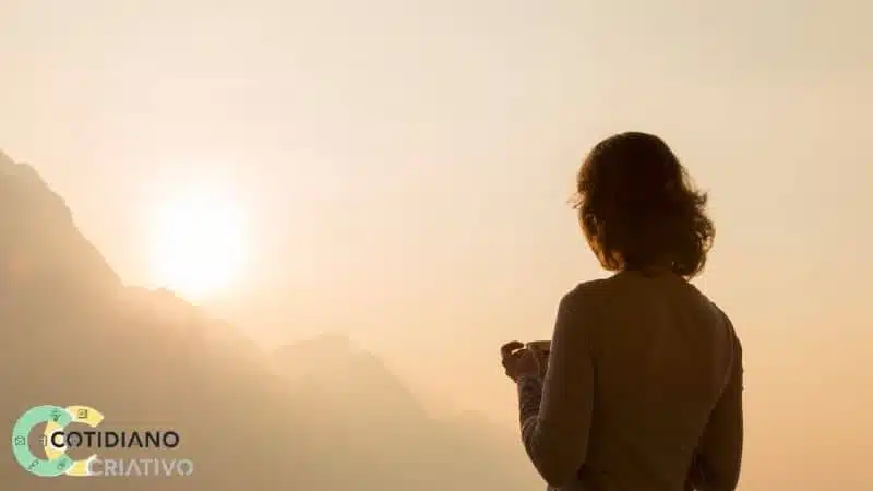 rituais de autocuidado matinal com chá