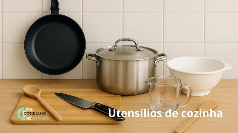 utensílios básicos essenciais para iniciantes na cozinha, organizados de forma simples
